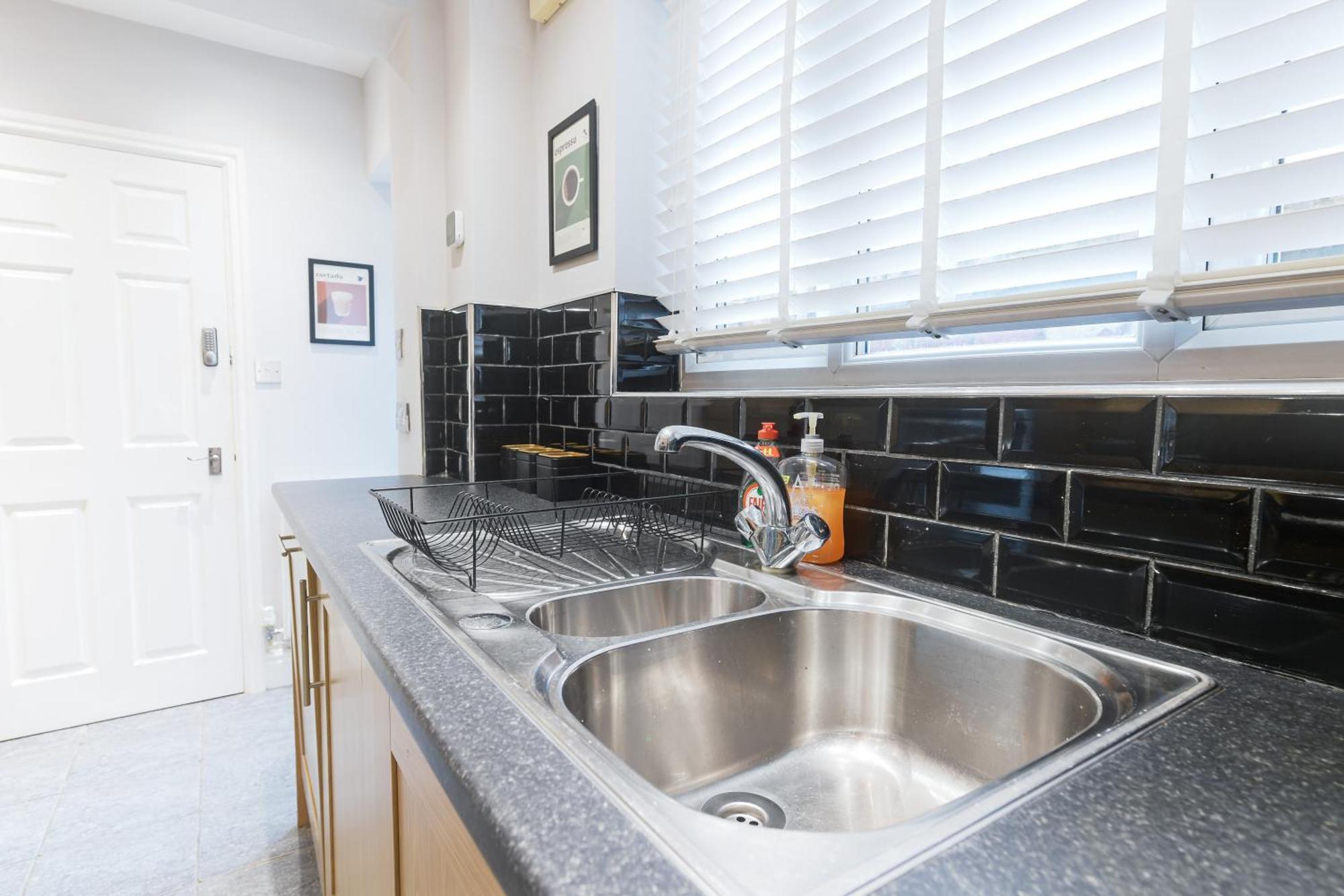 Poppy'S Project - July Road Villa Liverpool Luaran gambar